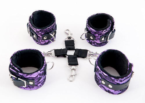 Пурпурный кружевной бондажный комплект ToyFa 714003