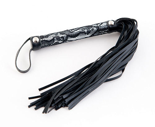 Чёрный флоггер с кружевной ручкой серебристого цвета ToyFa 715001