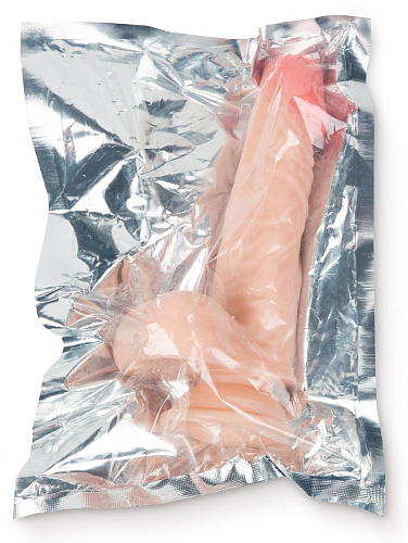 Телесный фаллоимитатор с присоской Brazzers DWS015 (21 см)