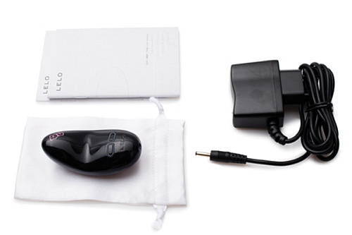 Чёрный клиторальный вибромассажёр Lelo Nea Black LEL0367