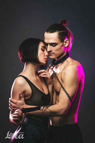 Чёрный ошейник с поводком Lola toys Sin 1086-01lola