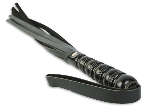 Чёрная короткая плётка с множеством хвостов Пикантные штучки DP420A (38 см)