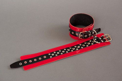 Наручи из красной лакированной кожи на мягкой подкладке Подиум Р2101