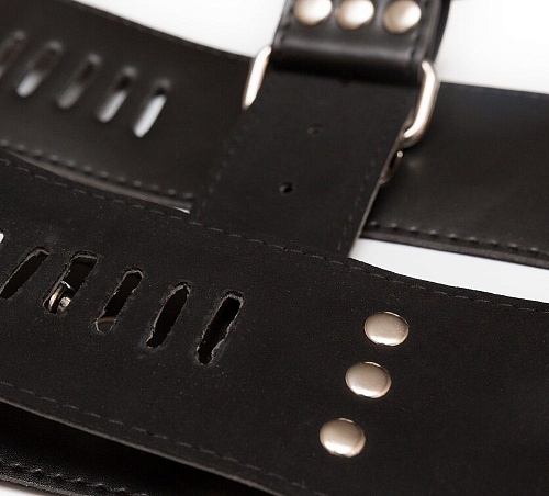 Чёрный ошейник с пристёгнутыми наручниками Пикантные штучки DP157a