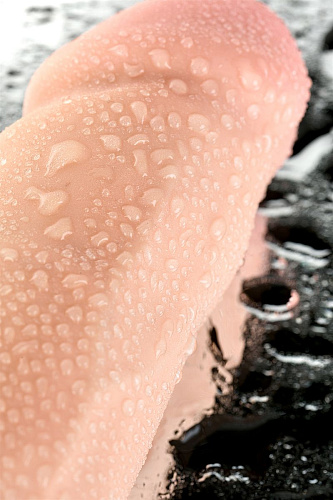 Телесный реалистичный вибратор ToyFa Ian 981030-1 (20 см)