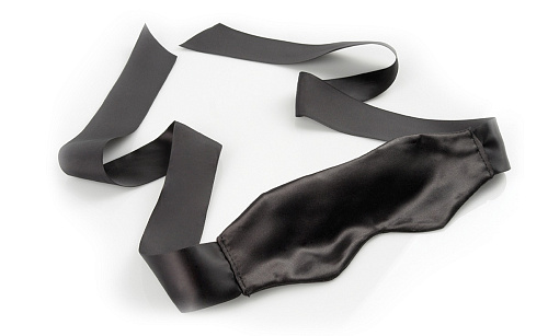 Чёрная сатиновая маска на глаза на широких завязках Pipedream Satin Blindfold PD4453-23