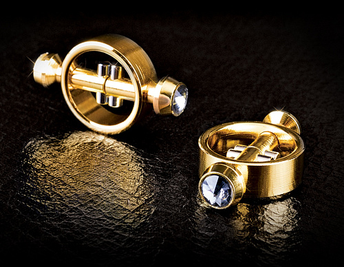 Золотистые зажимы на соски на магните Pipedream Magnetic Clamps PD3988-27