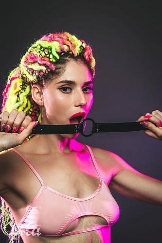 Чёрный кляп-кольцо Lola toys Modesty 1143-01lola