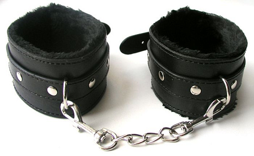 Чёрные оковы на цепочке с карабинами Bior toys MLF-90060-1