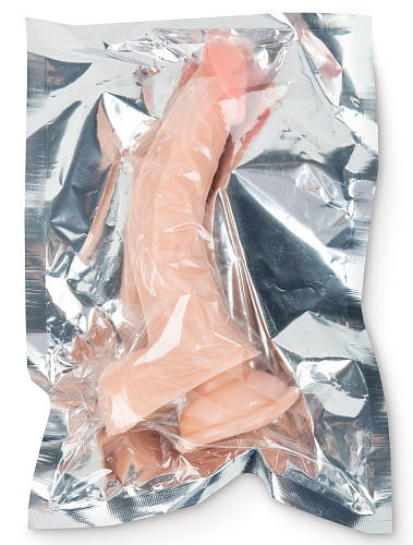 Телесный фаллоимитатор с подошвой-присоской Brazzers DWS007 (22,5 см)