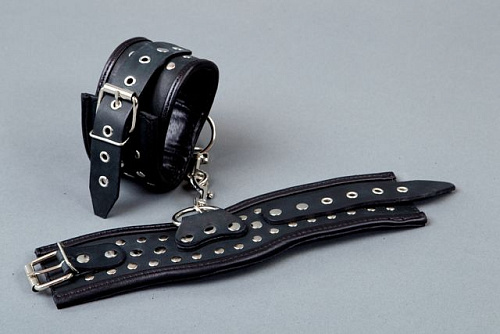 Чёрные фигурные поножи Подиум Р255