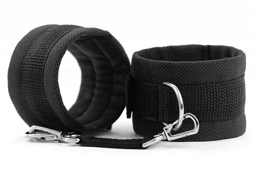 Чёрные наручи на сцепке БДСМ арсенал My rules 6901-1ars