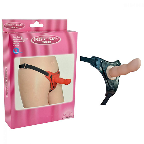 Телесный изогнутый фаллос на чёрных трусиках Howells 92002Flesh (13,5 см)