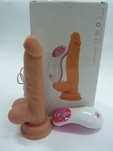 Вибромассажёр-реалистик телесного цвета на присоске с пультом управления Loving World CT13008 (18,5 см)