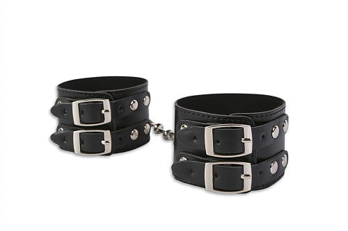 Чёрные широкие манжеты с ремнями Пикантные штучки DP227