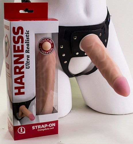 Страпон телесного цвета, состоящий из насадки и трусиков LOVETOY (А-Полимер) Harness 730403 (17 см)