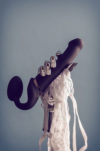 Чёрный безремневой вибрострапон Strap-on-me Silicone Bendable Strap-On M 6013953