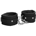 Чёрные наручи Shots Media BV Plush Leather Hand Cuffs OU267BLK