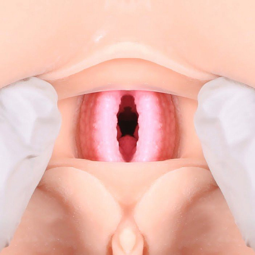 Мастурбатор телесногоо цвета в виде девушки на простыне KOKOS Valentina M01-003-08