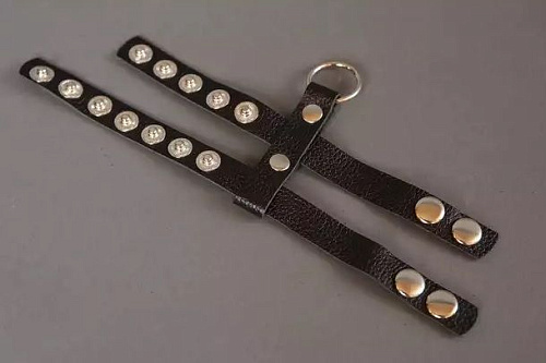 Чёрная сбруя на фаллос Подиум Р911