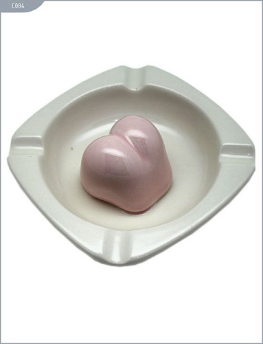 Пепельница с попкой телесного цвета в центре Play Star С084