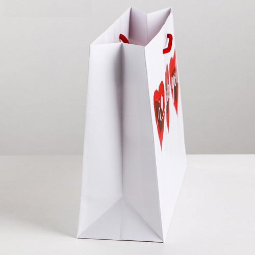 Подарочный пакет Сима-Ленд «Любовь повсюду» 3639800 (18×23×8 см)