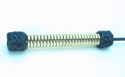 Чёрный профессиональный стек с золотистой рукоятью БДСМ арсенал 62010 (73 см)