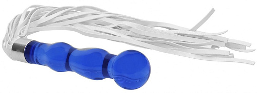 Синий анальный стимулятор-плеть с белыми хвостами Shots Media BV Whipster CHR019BLU