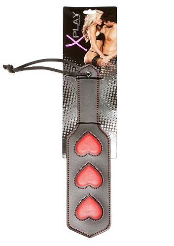 Чёрный кожаный пэддл с красными сердечками Allure Lingerie X-Play 2049