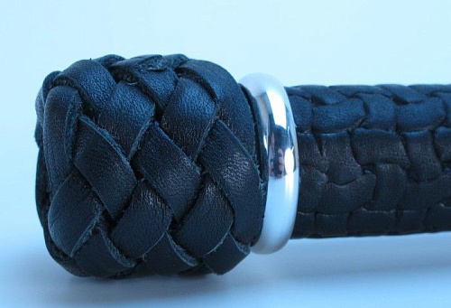 Чёрный профессиональный стек с тисненной ручкой БДСМ арсенал 62008 (73 см)