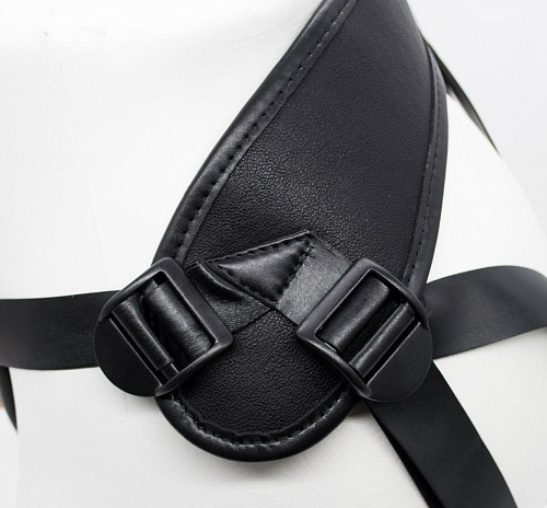 Пустотелый поясной фаллопротез LOVETOY (А-Полимер) CLASSIC 7418/1 (17,5 см)