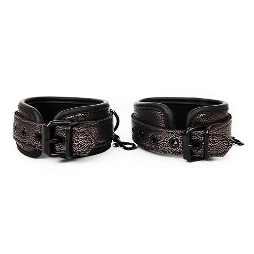 Чёрные оковы на ноги с блеском Erokay EK-3205SLV