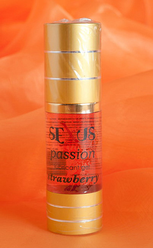 Увлажняющий лубрикант с ароматом клубники Sexus Passion Strawberry 817030