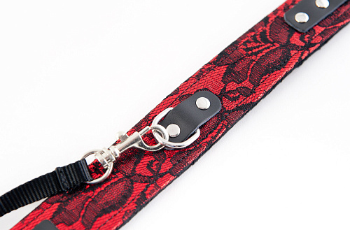 Красный кружевной ошейник с чёрным принтом ToyFa 713002