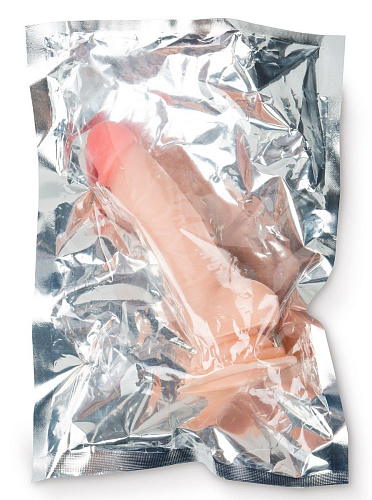 Телесный фаллоимитатор с присоской Brazzers DWS024 (17,5 см)