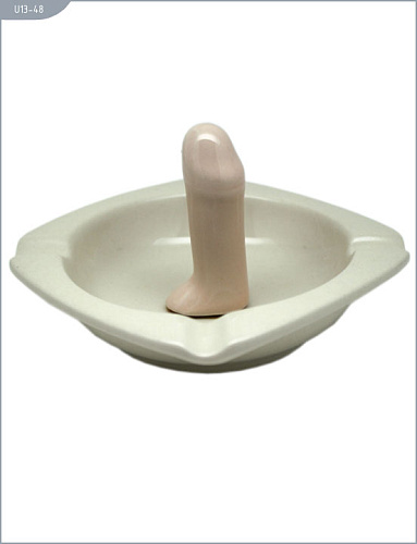 Пепельница «Шалун» с фаллосом телесного цвета в центре Play Star С083