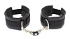 Чёрные полиуретановые наручи Blush Novelties Luxurious Handcuffs 520005