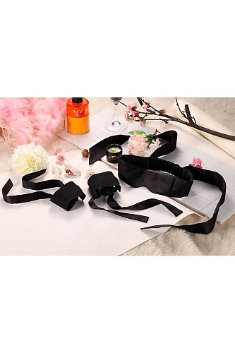 Набор для фиксации Romfun - маска на глаза и наручники Romfun QS-001