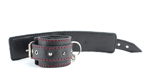 Чёрные наручи из натуральной кожи на карабинах БДСМ арсенал 51034ars