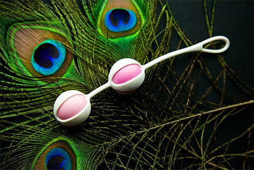 Розовые с белым вагинальные шарики Fun Toys Geisha Balls FT10042