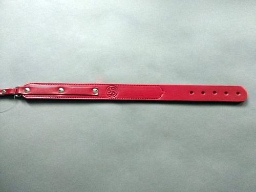 Красный спанкер Подиум «Ремень» Р1609а