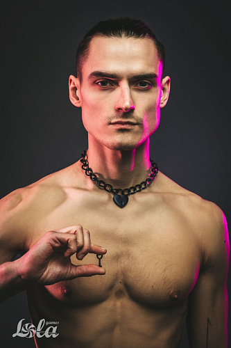 Чёрный ошейник с ключиком Lola toys Embrace 1093-02lola