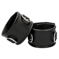Чёрные наручи с замочком Shots Media BV Restraint Handcuff With Padlock PAI019BLK