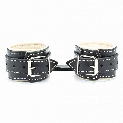 Чёрные оковы на руки со светлым подкладом БДСМ арсенал 51021ars