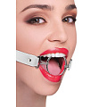 Расширяющий кляп с белыми ремешками Shots Media BV Ring Gag XL OU105WHT