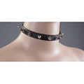 Чёрный узкий декорированный шипами ошейник без подкладки Подиум Р221-Б