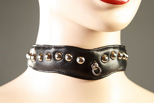 Чёрный узенький кожаный ошейник с заклёпками Подиум Р288