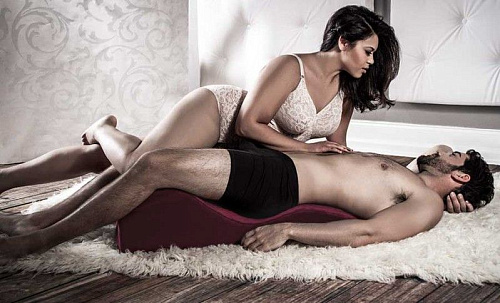 Бордовая большая подушка для любви с чехлом из вельвета Liberator Hipster 15791549