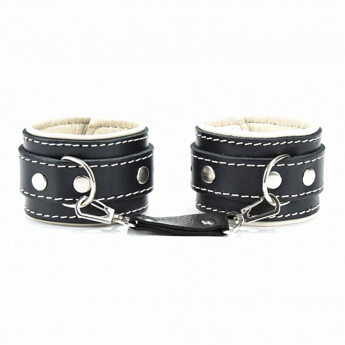 Чёрные оковы на руки со светлым подкладом БДСМ арсенал 51021ars