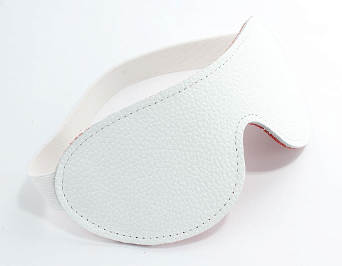 Белая кожаная маска на глаза на резинке БДСМ арсенал 58009